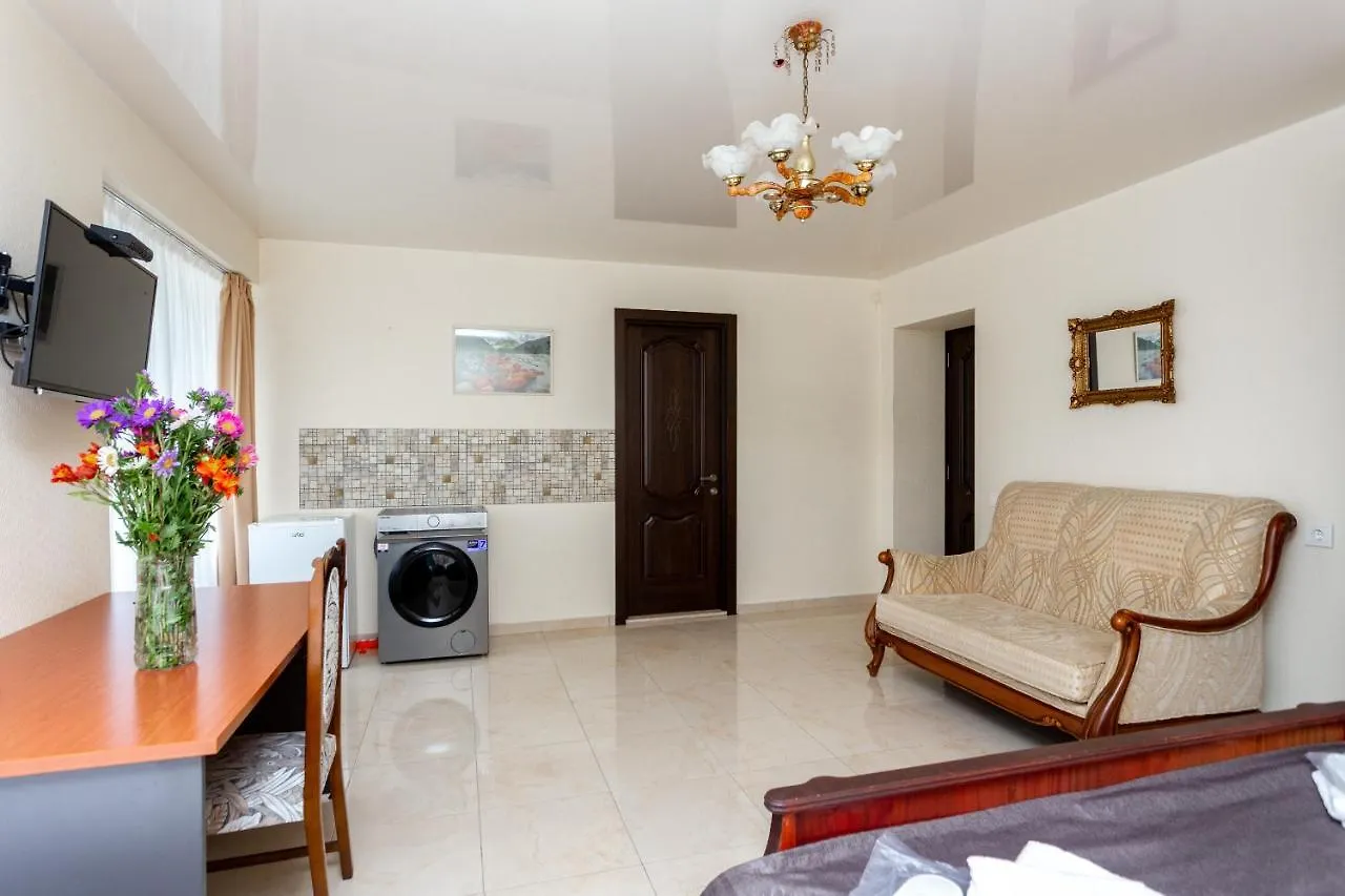 Three Bedroom Apartment In Old Tbilisi With 3 Bathroom