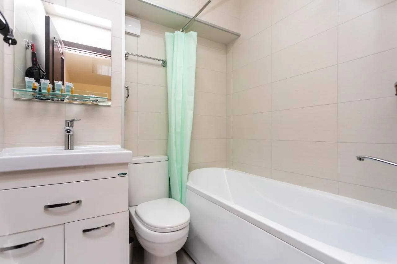 Three Bedroom Apartment In Old Tbilisi With 3 Bathroom